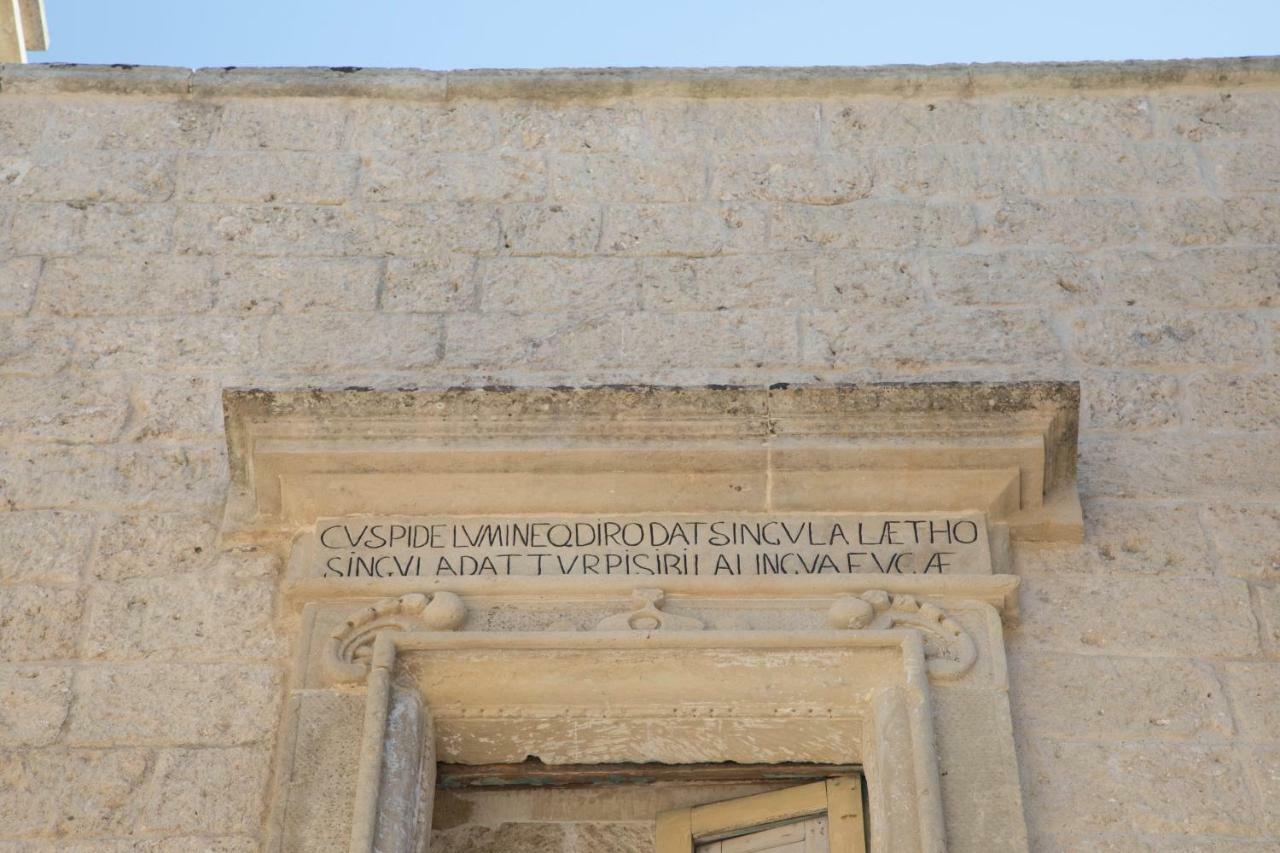 Historia- Dimore Corte Chiesa Corigliano dʼOtranto Exterior foto